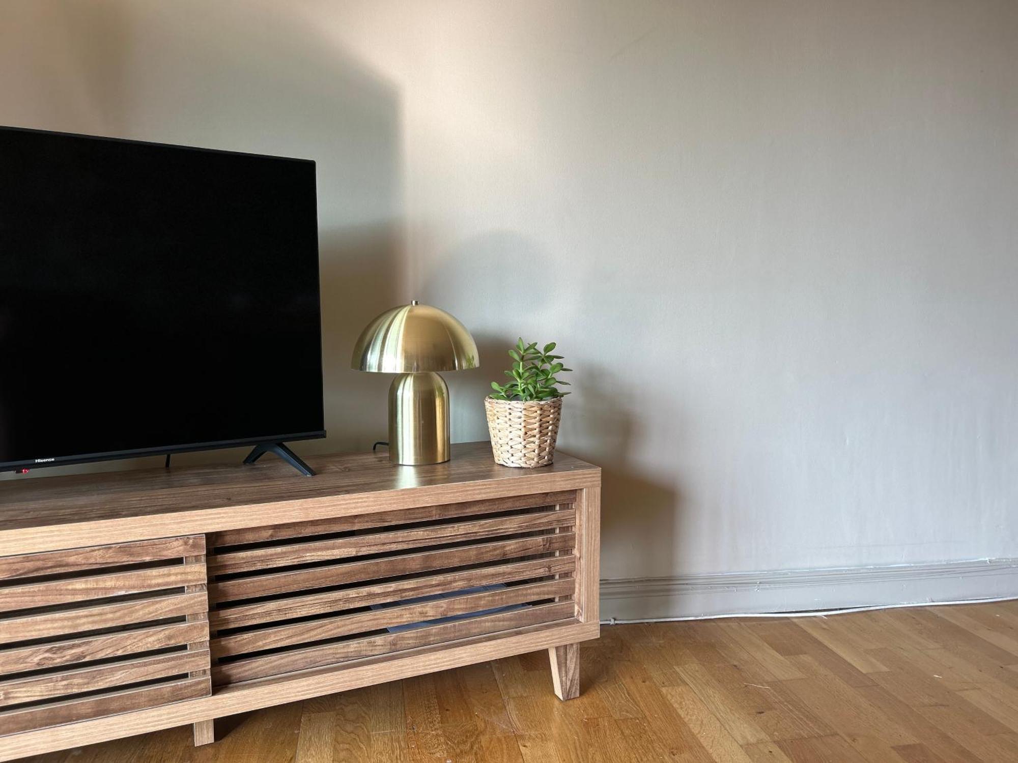 Belfast - Relax & Unwind In Our Skyline Retreat - 3 Bedroom Apartment With Parking Buitenkant foto